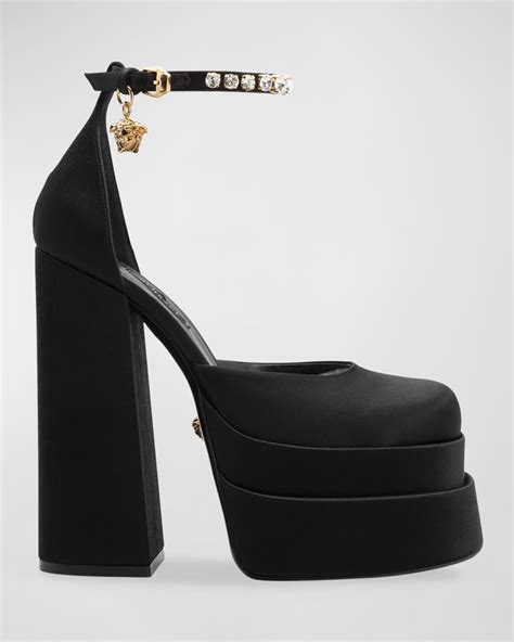 versace medusa ziffernblatt|Versace Medusa platform heels.